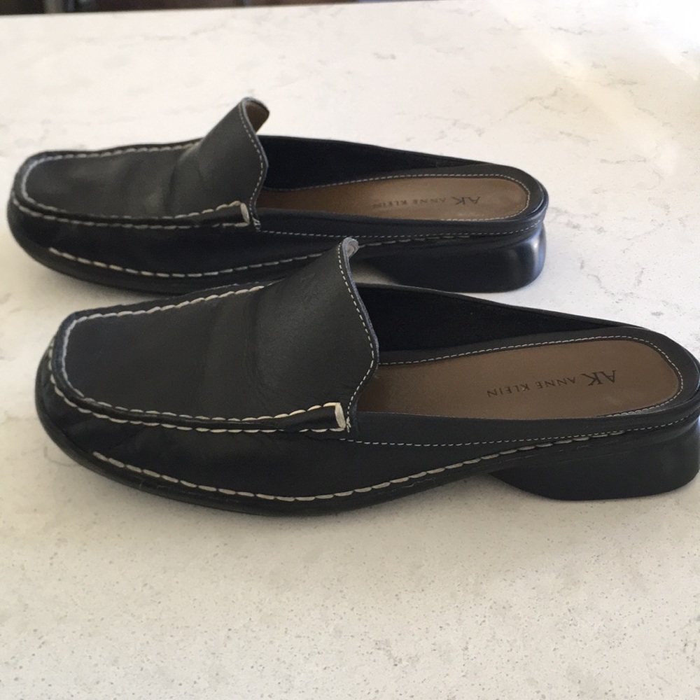 Anne Klein loafer mule. Size 7 1/2 medium